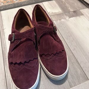 Frye Women's Burgundy Suede Flats